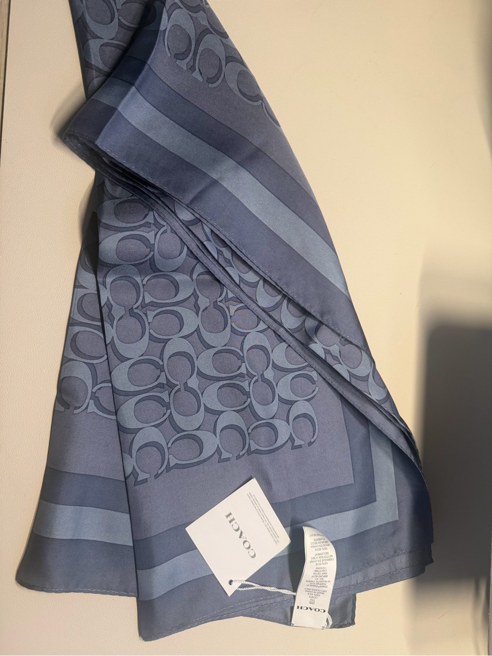 💙NWT Coach Signature Silk Square Scarf💙